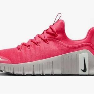 Nike women’s free metcon size 6 aster pink